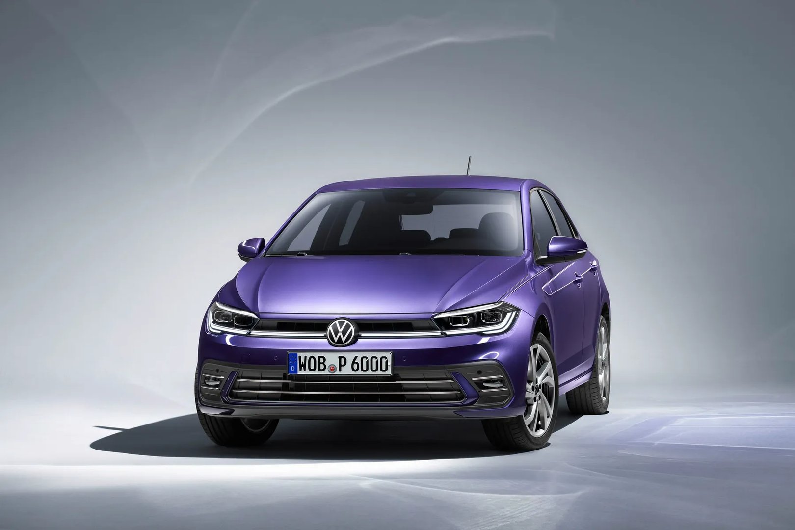 Volkswagen_Polo_6_generation_restyling__Mini_5-doors__7.jpg