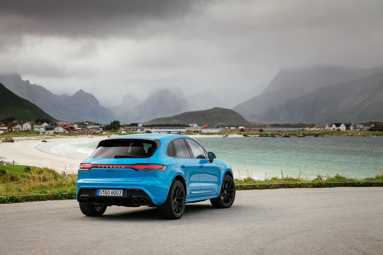 porsche_Macan_1_generation_restyling_2__SUV_5-doors__2.jpg
