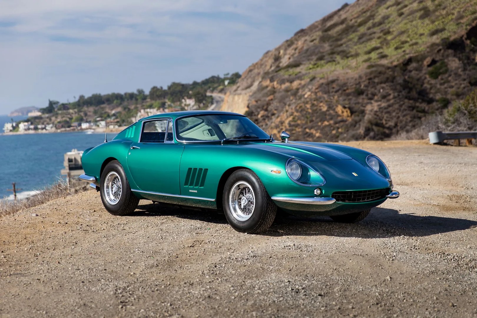 Ferrari_275_GTB_4_Berlinetta_1_generation__Coupe__13.jpg