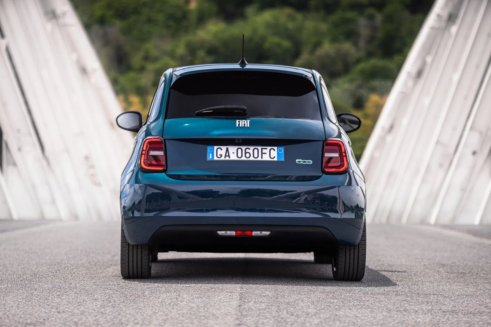Fiat_500_3_generation__Mini_3-doors__3.jpg