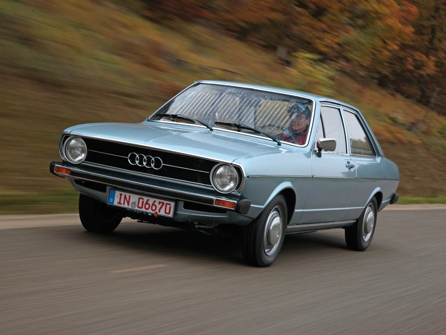 Audi_80_1_generation__Coupe__8.jpg