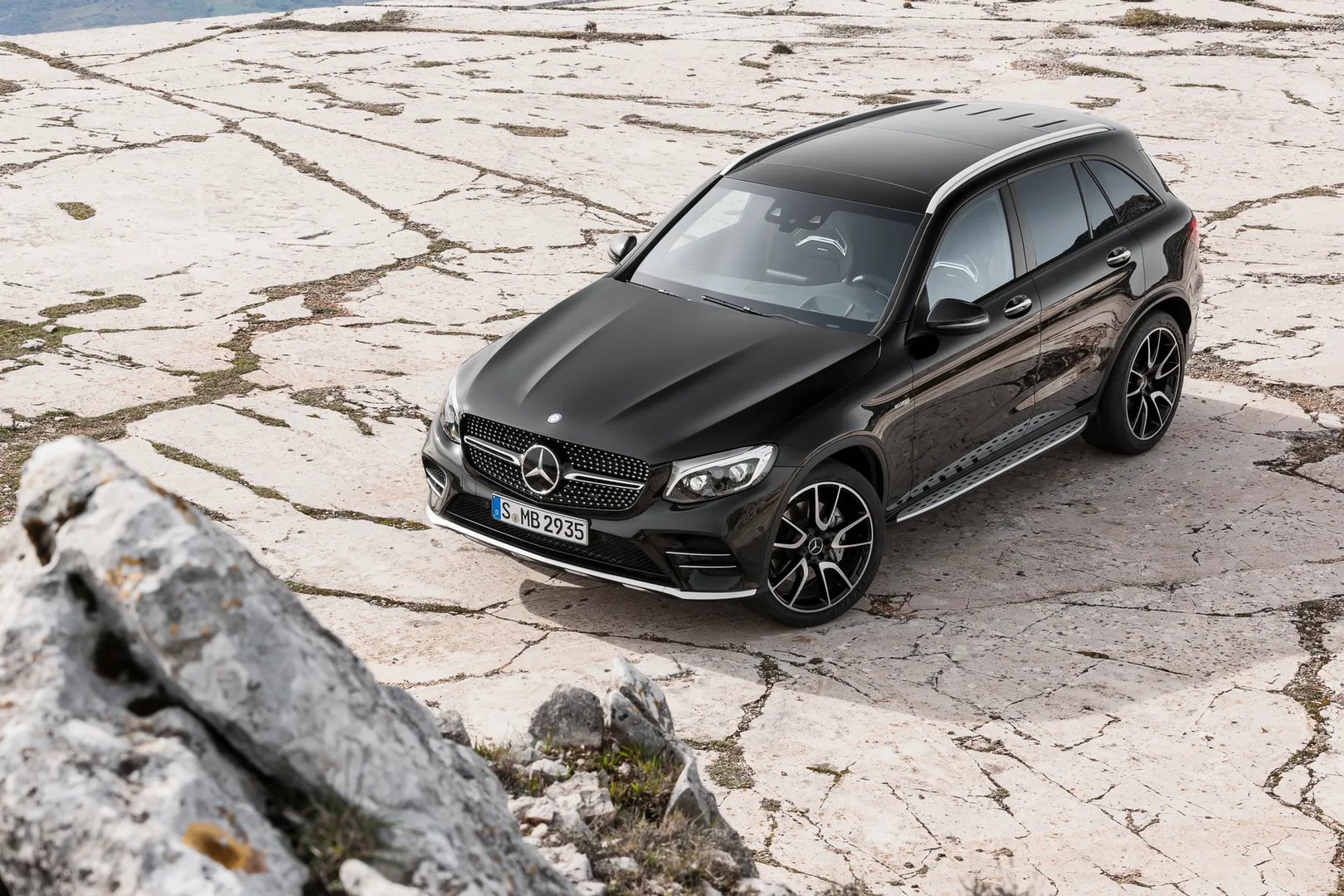 Mercedes_GLC_AMG_1_generation__SUV_5-doors__7.jpg