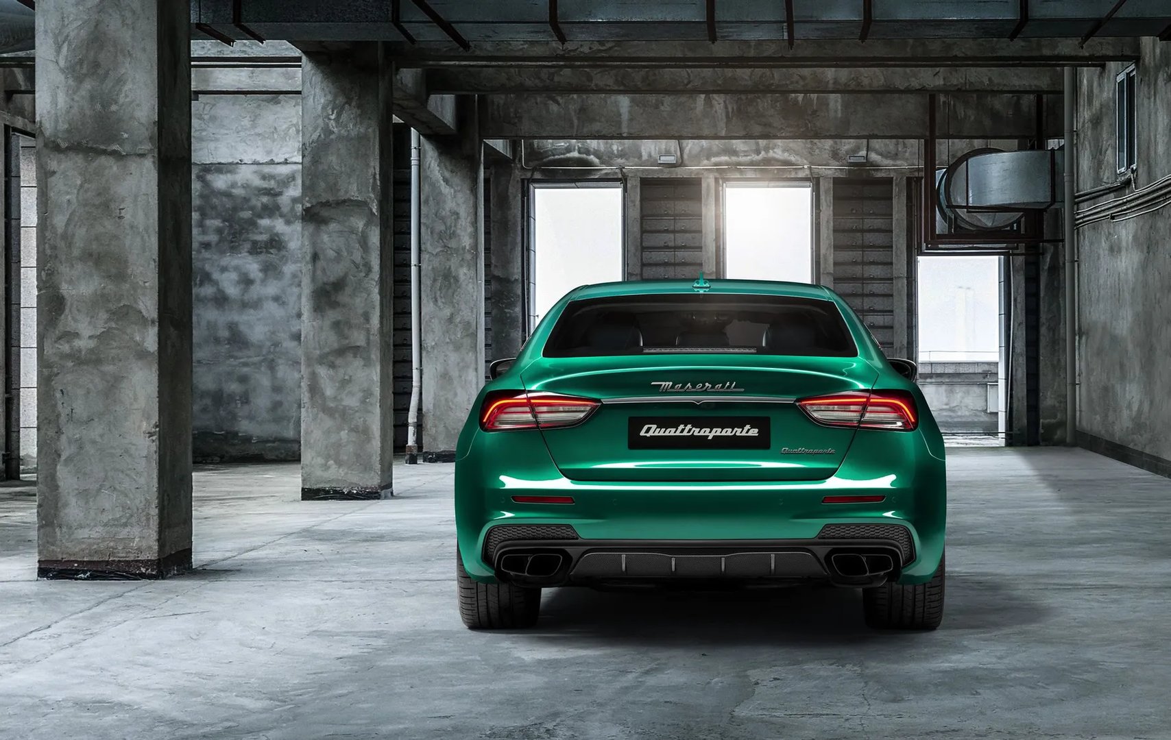 Maserati_Quattroporte_6_generation_restyling_2__Sedan__5.jpg