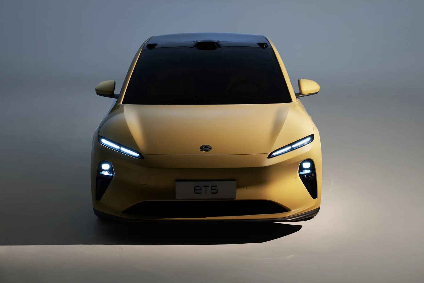 nio_ET5_1_generation__Liftback__10.jpg