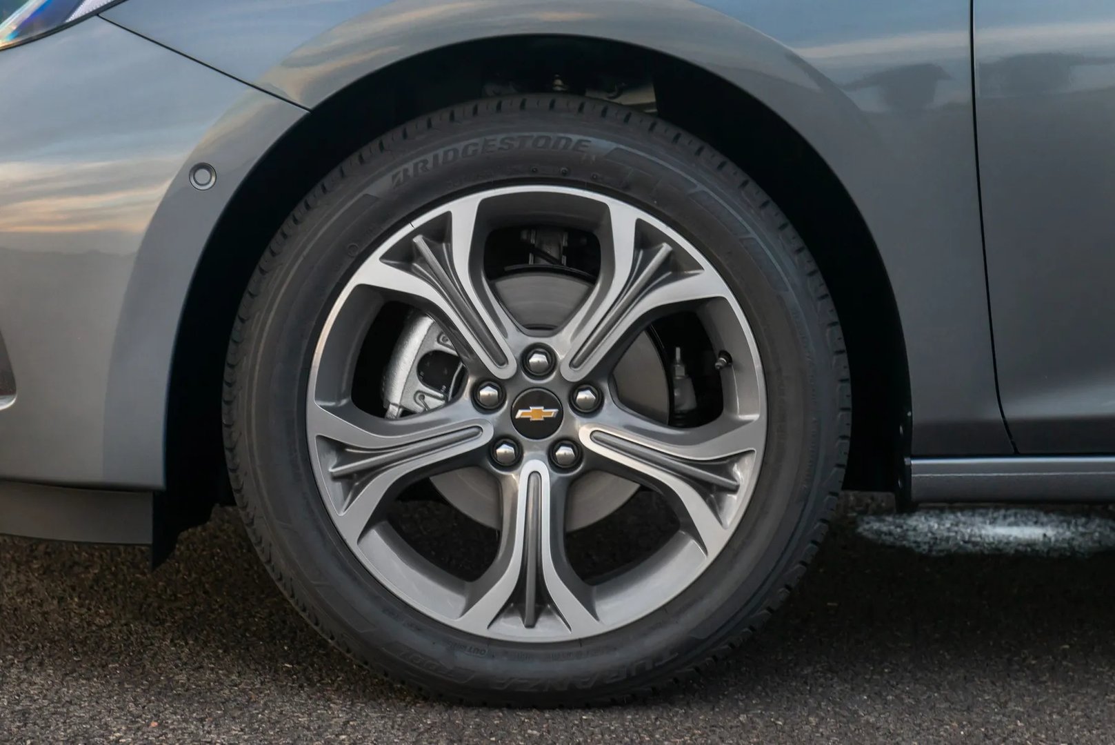 Chevrolet_Cruze_2_generation_restyling__Hatchback_5-door__8.jpg