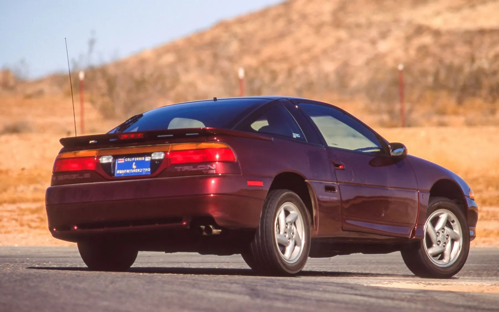 Eagle_Talon_1_generation__Coupe__1.jpg