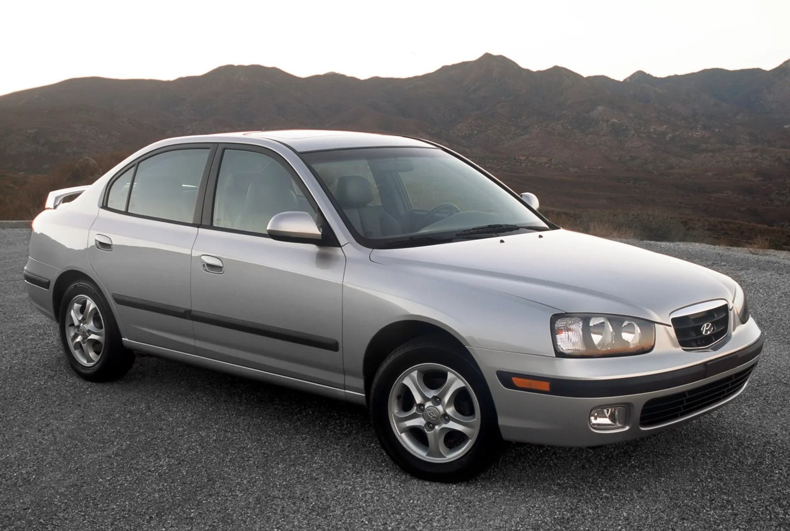 Hyundai Elantra 3 generation  Sedan