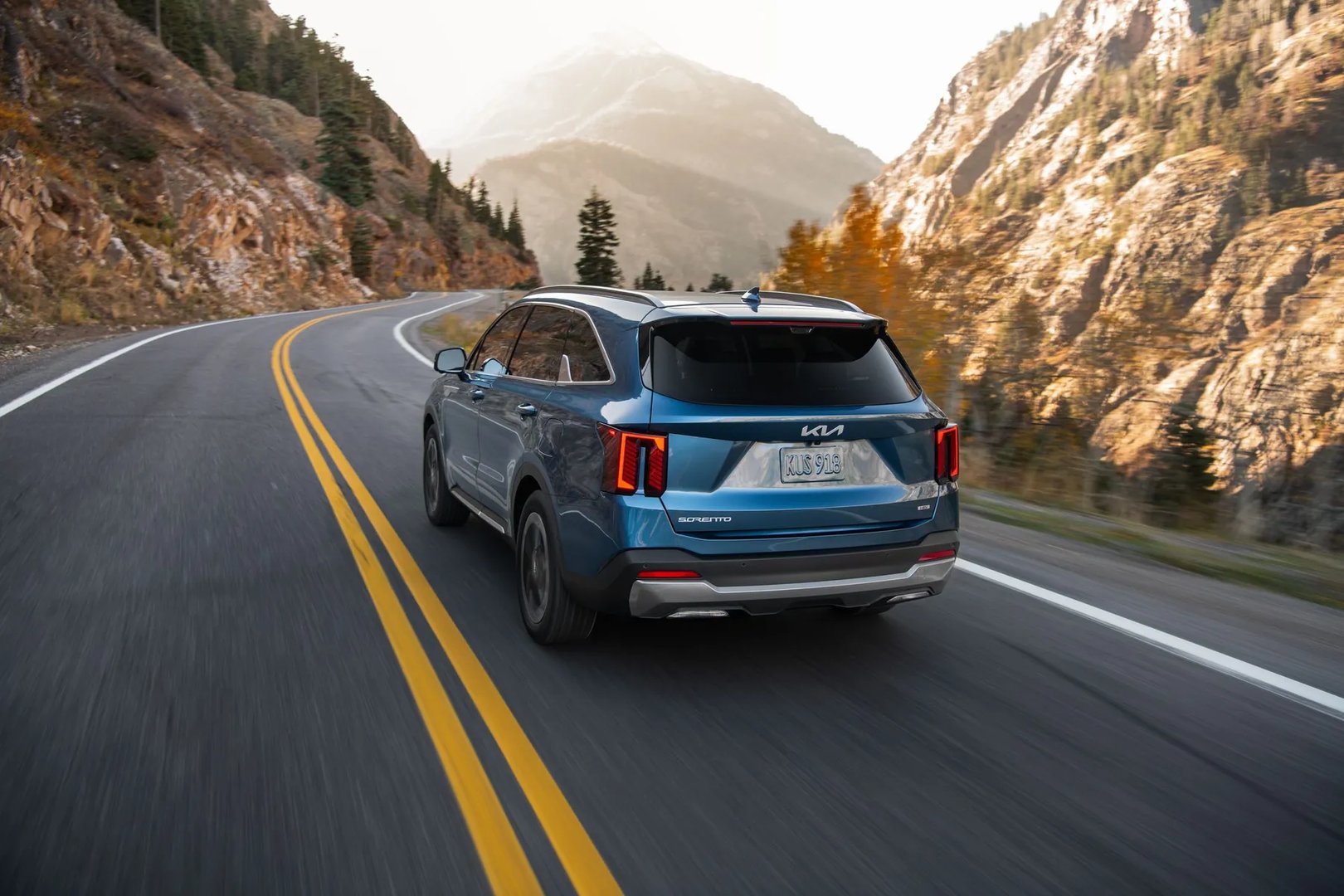 Kia_Sorento_4_generation_restyling__SUV_5-doors__10.jpg