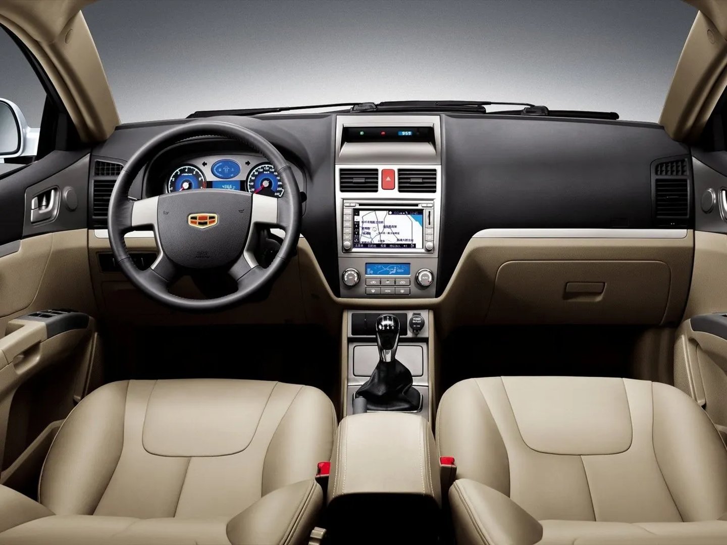 Geely_Emgrand_EC7_1_generation__Sedan__4.jpg