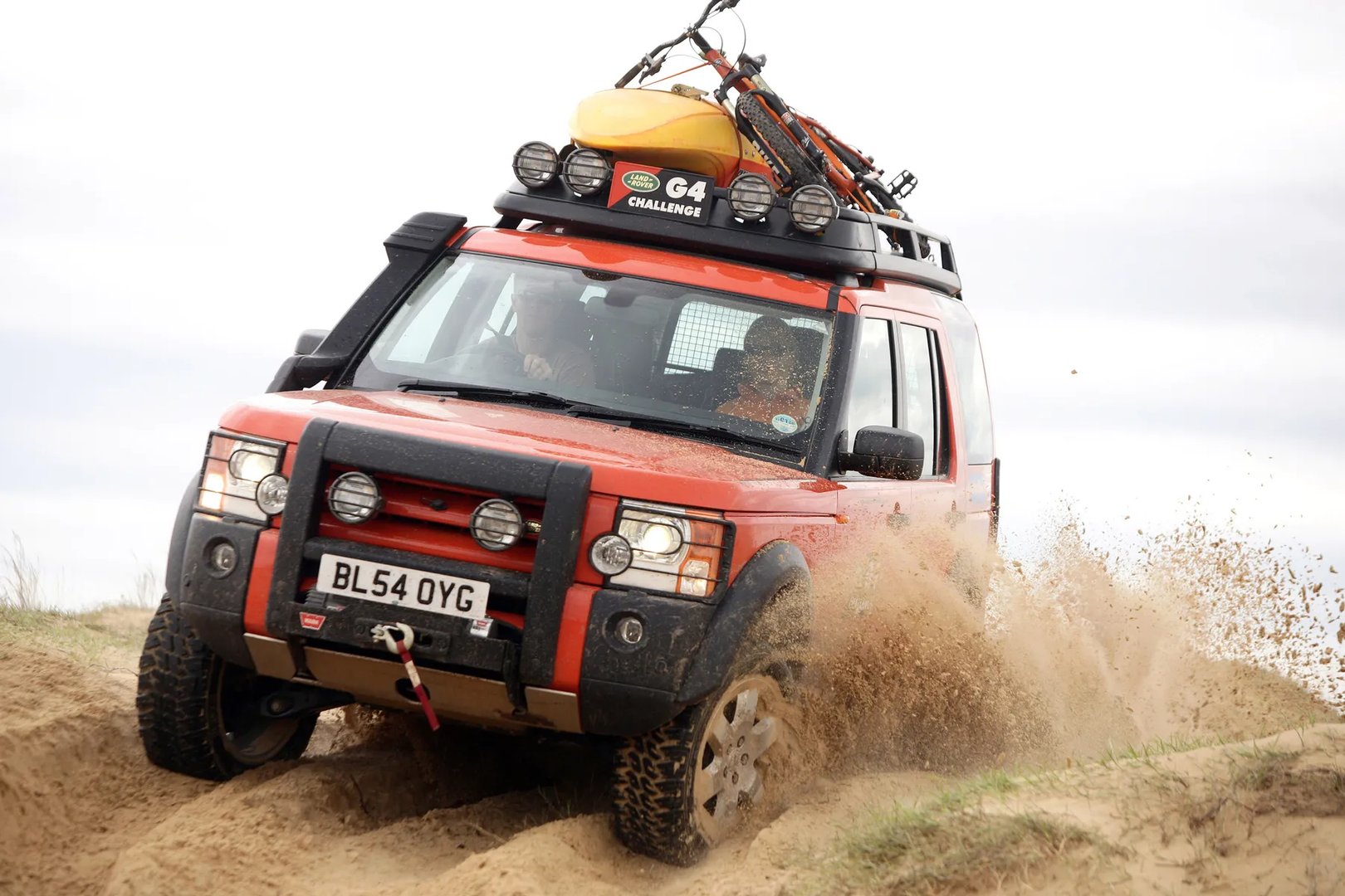 Land Rover_Discovery_3_generation__SUV_5-doors__1.jpg