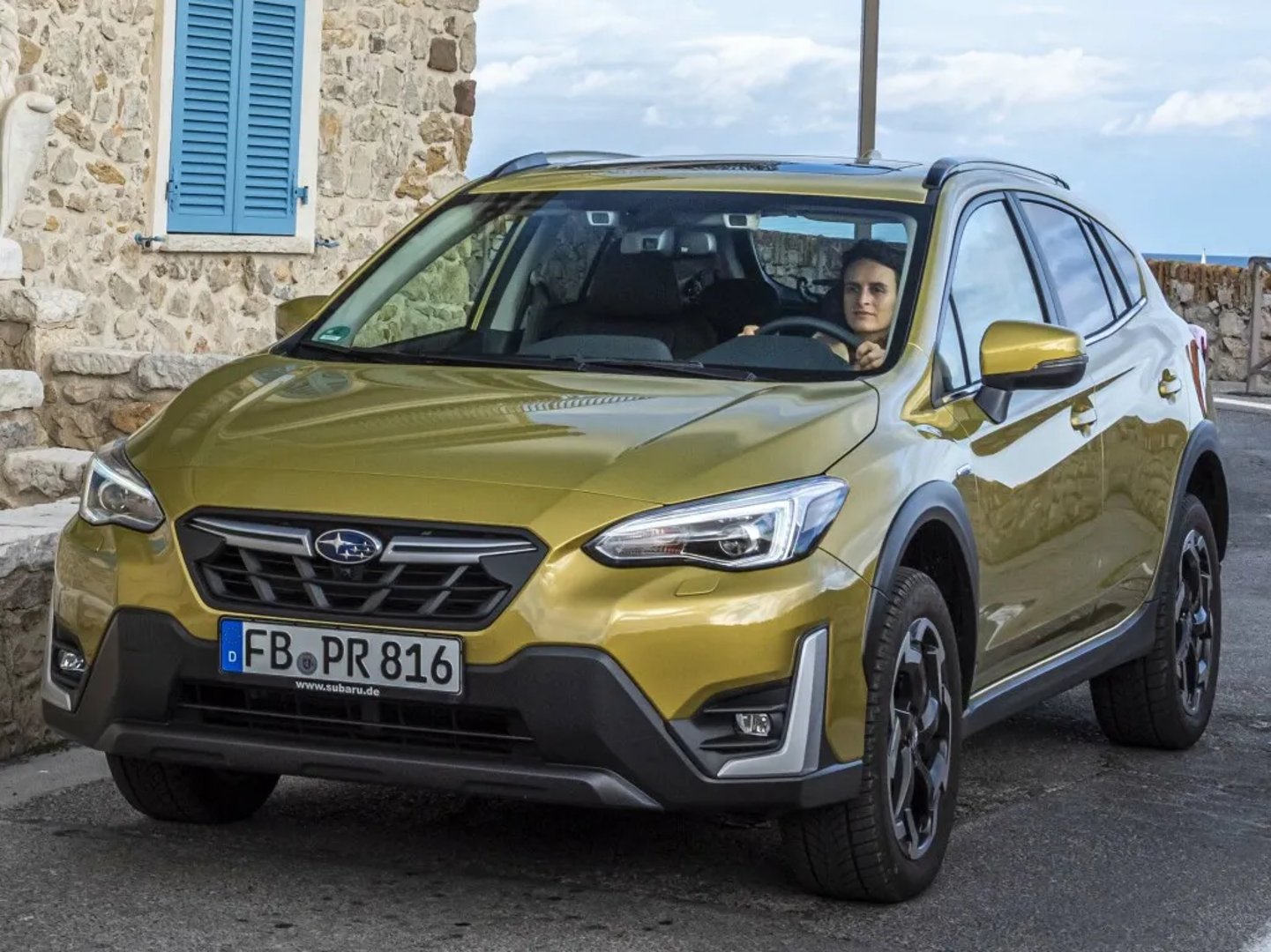 Subaru_XV_2_generation_restyling__SUV_5-doors__6.jpg