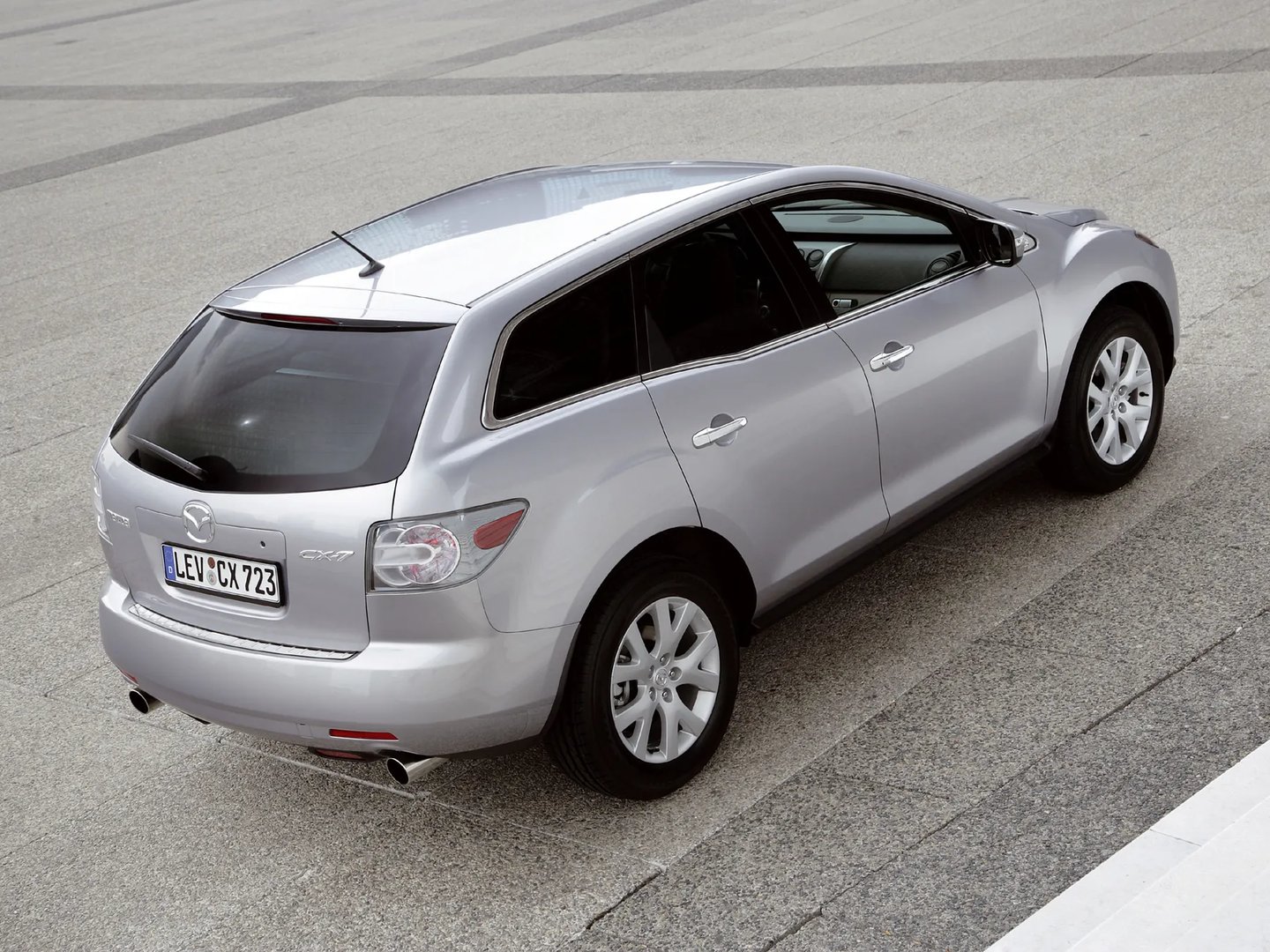 Mazda_CX-7_1_generation__SUV_5-doors__12.jpg