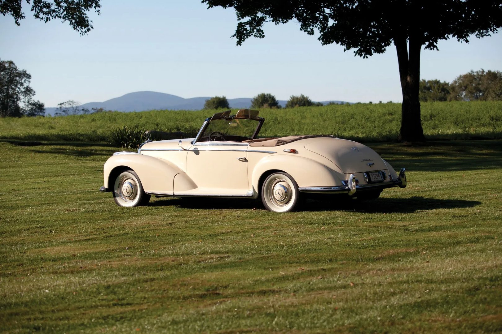 Mercedes_W188_1_generation__Roadster__9.jpg