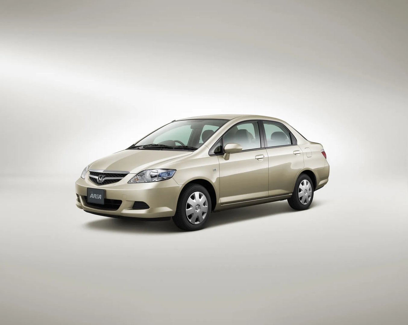 Honda_Fit_Aria_1_generation__Sedan__3.jpg