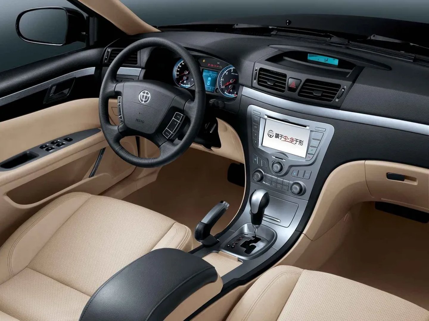 Brilliance_M1_(BS6)_1_generation_restyling__Sedan__8.jpg