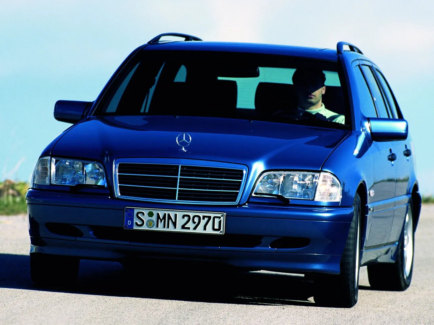 S202  Estate 5-door