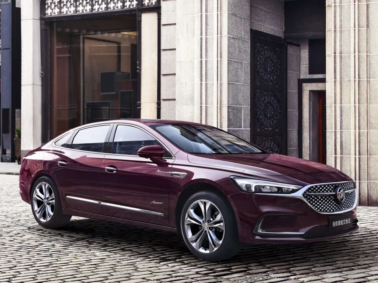 Buick_LaCrosse_3_generation_restyling_1__Sedan__3.jpg