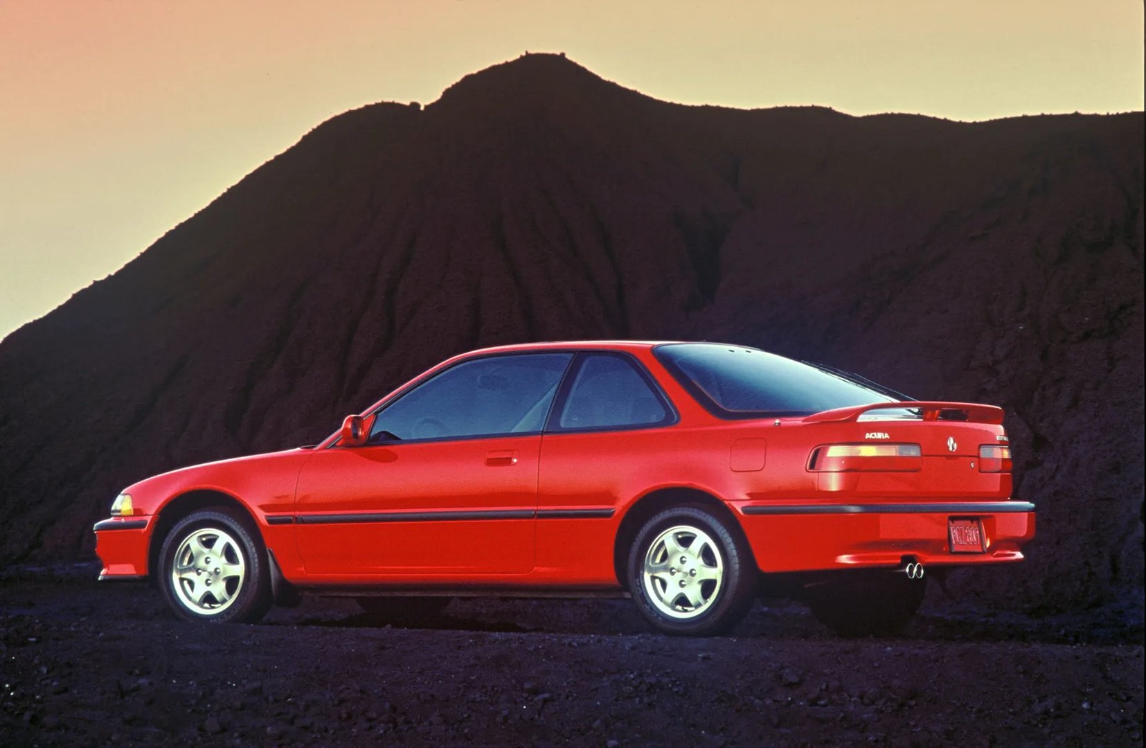 Acura_Integra_2_generation__Coupe__2.jpg