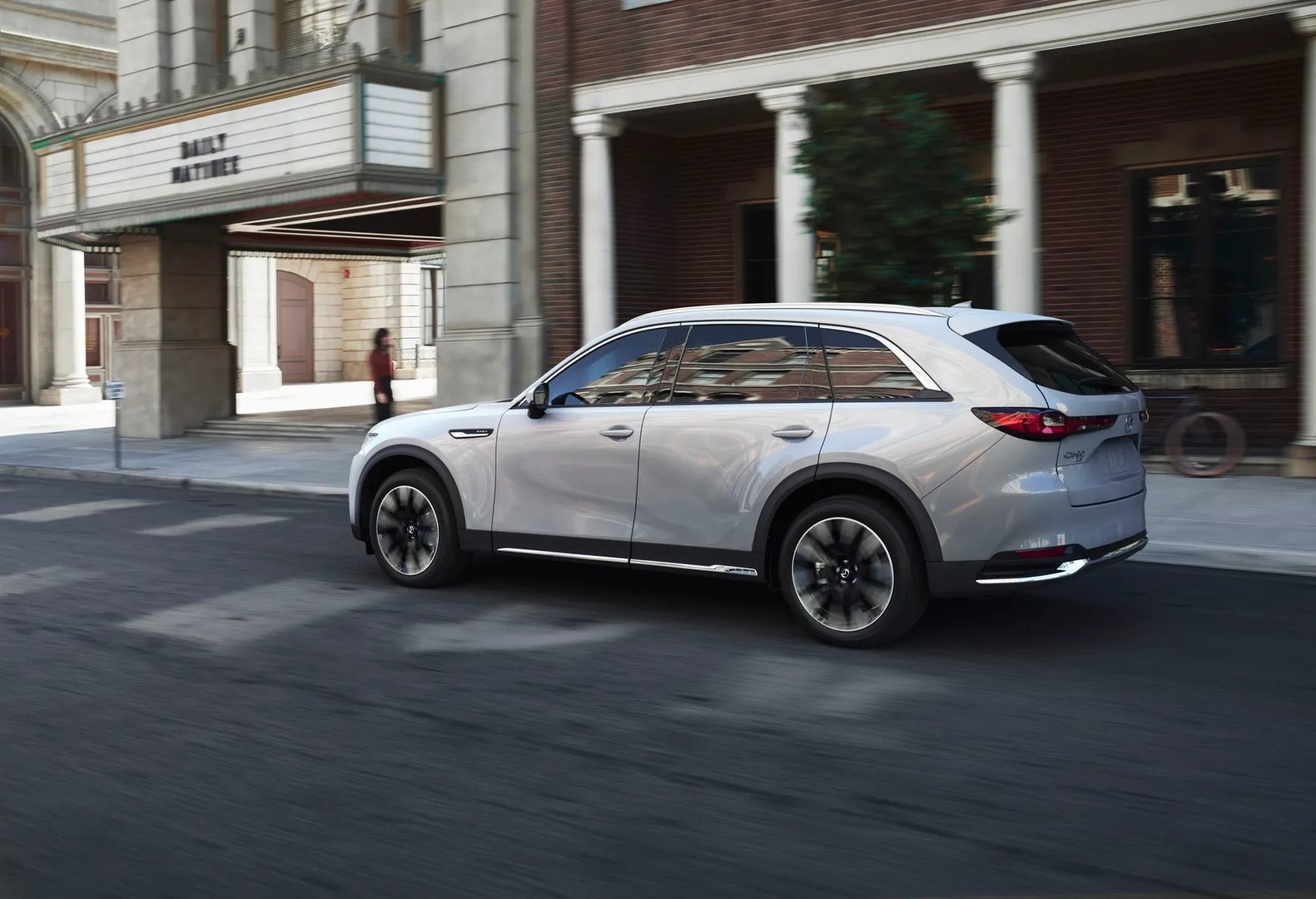 Mazda_CX-90_1_generation__SUV_5-doors__10.jpg