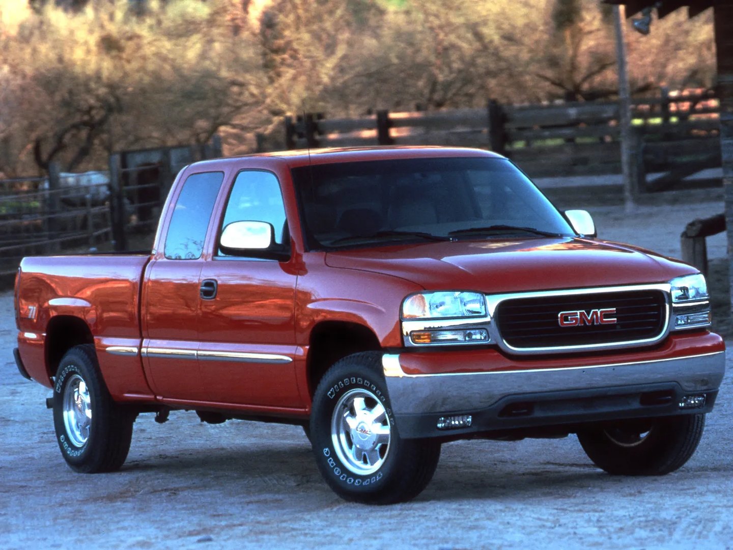 GMC_Sierra_1_generation__Pickup_1.5-cab__9.jpg