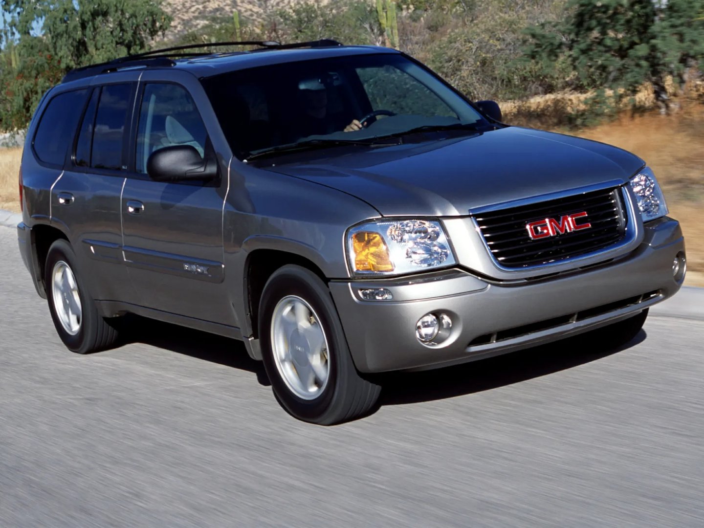 GMC_Envoy_2_generation__SUV_5-doors__12.jpg