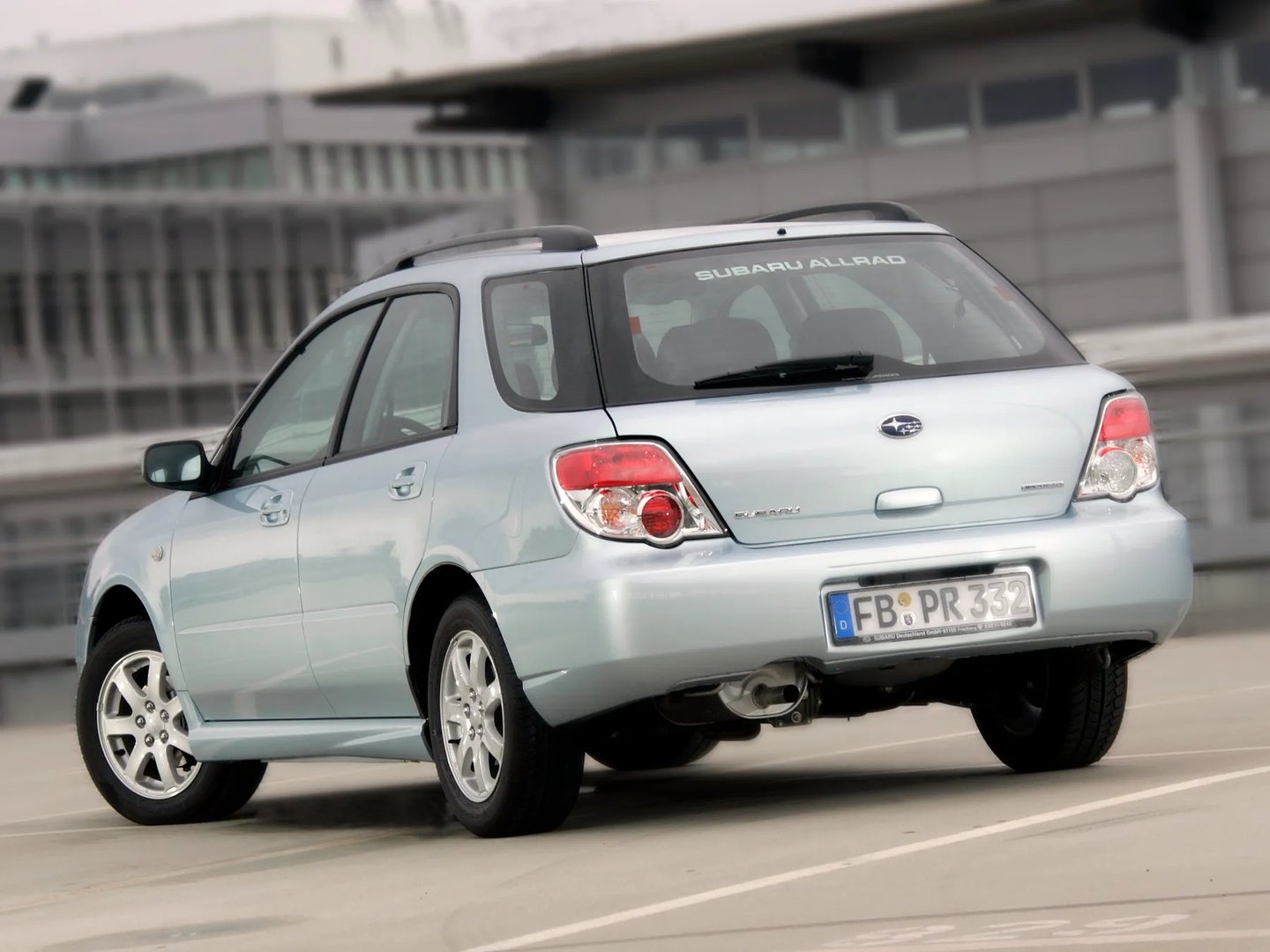 Subaru_Impreza_2_generation_restyling_2__Estate_5-door__11.jpg