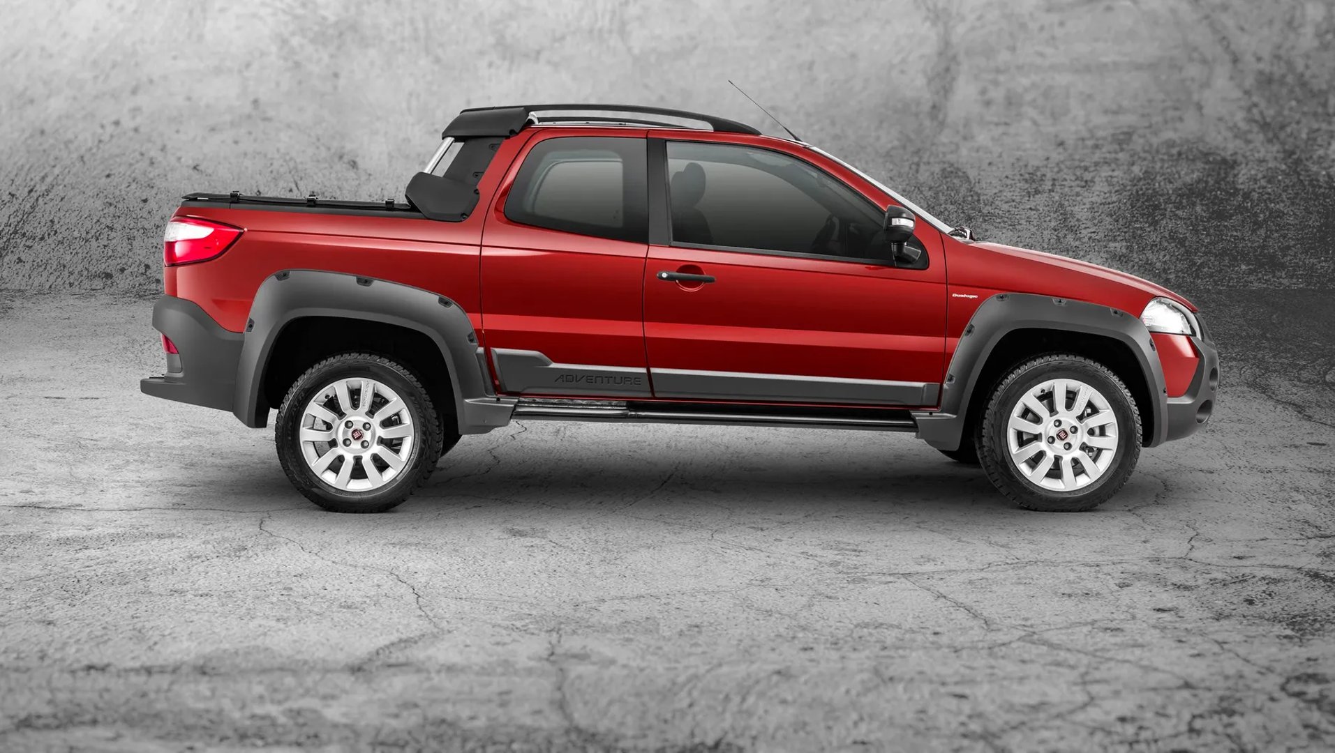 Fiat_Strada_1_generation_restyling_4__Pickup_double-cab__4.jpg
