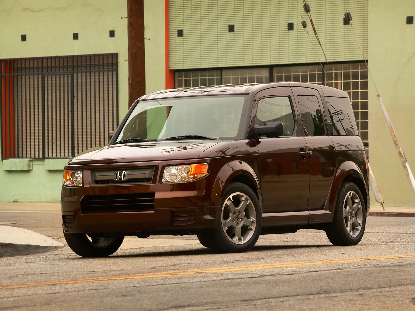 Honda_Element_1_generation_restyling__SUV_5-doors__4.jpg