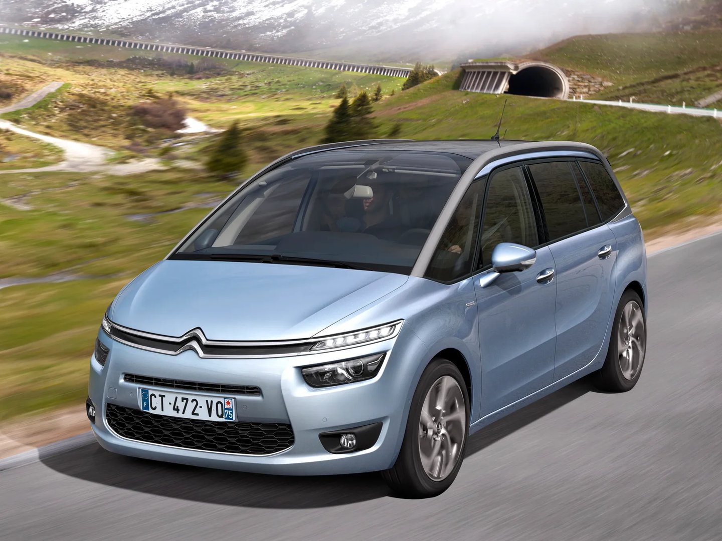 Citroen_C4_Grand_Picasso_2_generation__Compact_Van__9.jpg