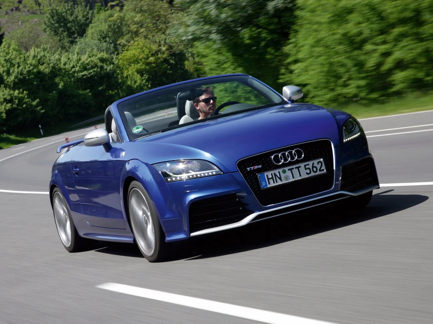 Audi_TT_RS_2_generation__Roadster__5.jpg