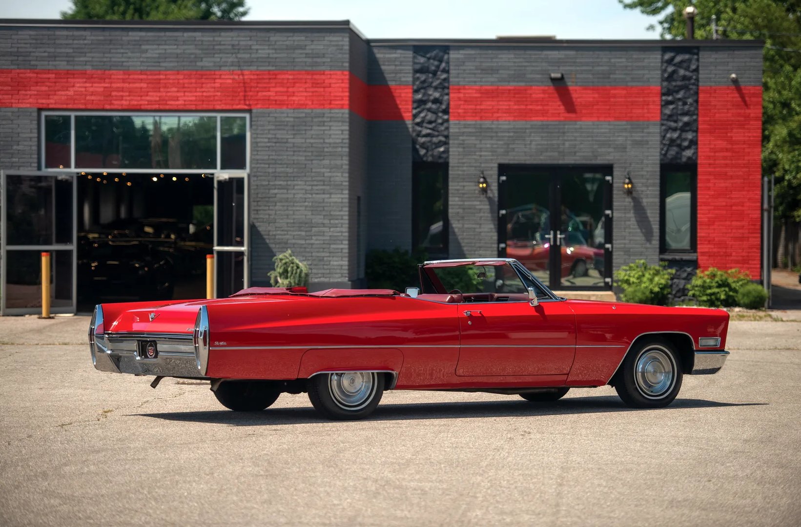 Cadillac_DeVille_3_generation__Cabrio__3.jpg