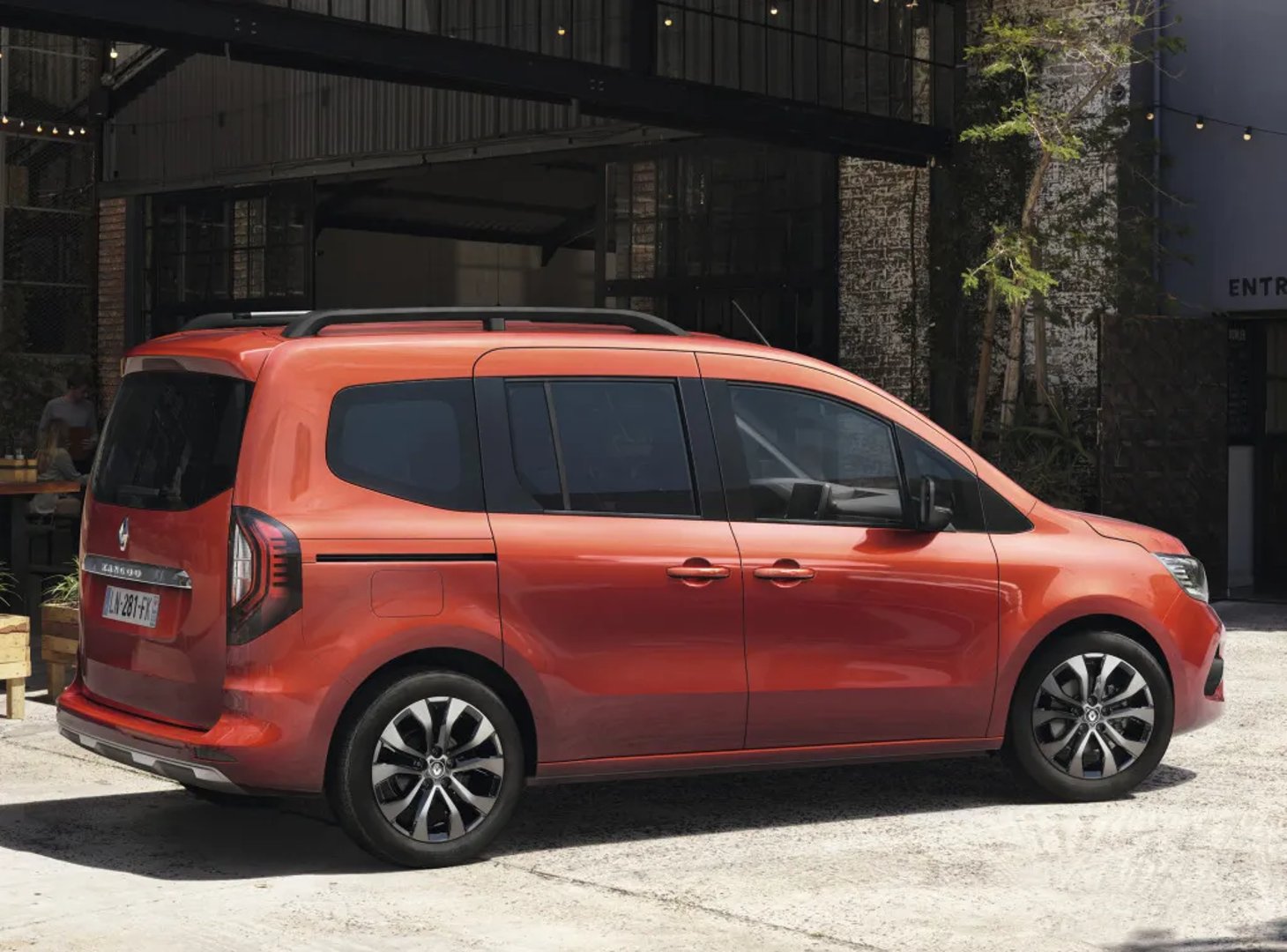 Renault_Kangoo_3_generation__Compact_Van__3.jpg