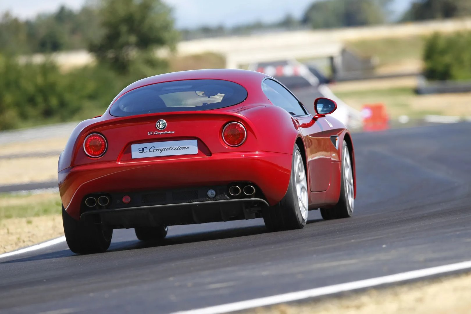Alfa Romeo_8C_Competizione_1_generation__Coupe__4.jpg