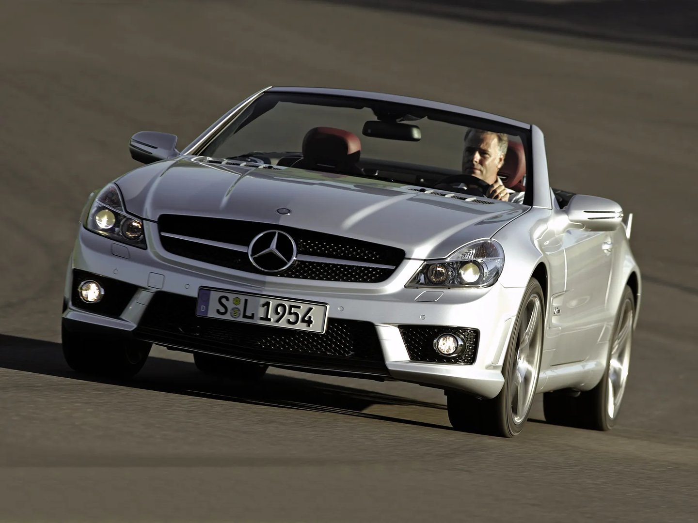 Mercedes_SL-Class_AMG_2_generation_restyling_2__Roadster__4.jpg