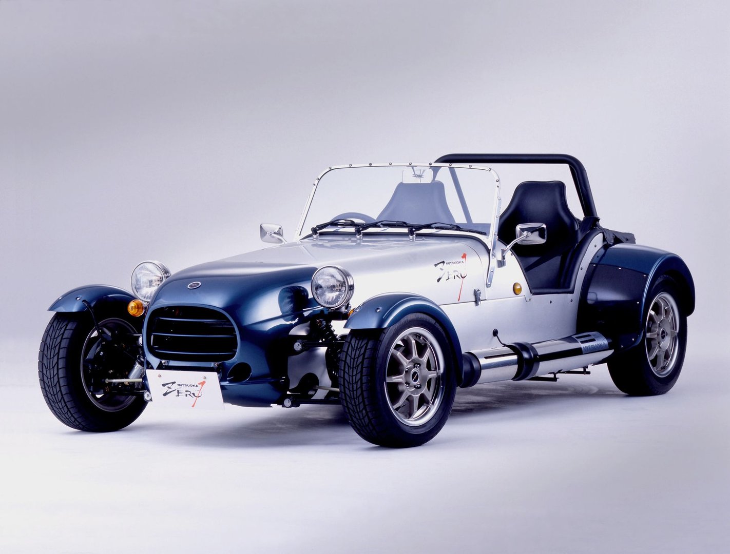 mitsuoka_Zero_1_1_generation__Roadster__2.jpg