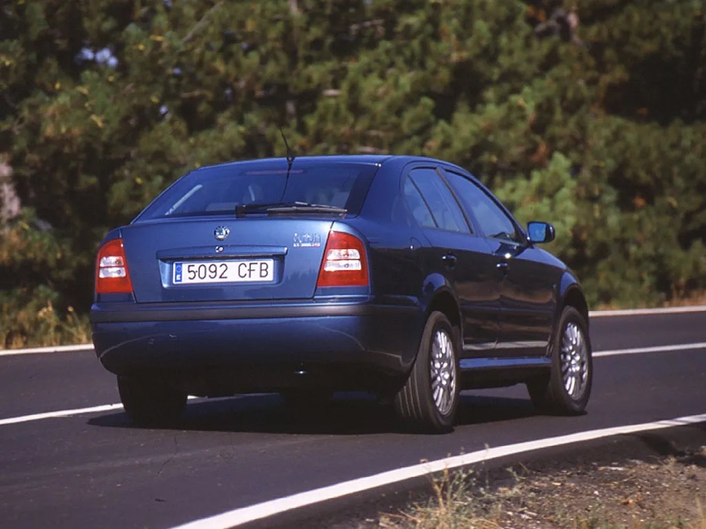 Skoda_Octavia_1_generation_restyling__Liftback__5.jpg