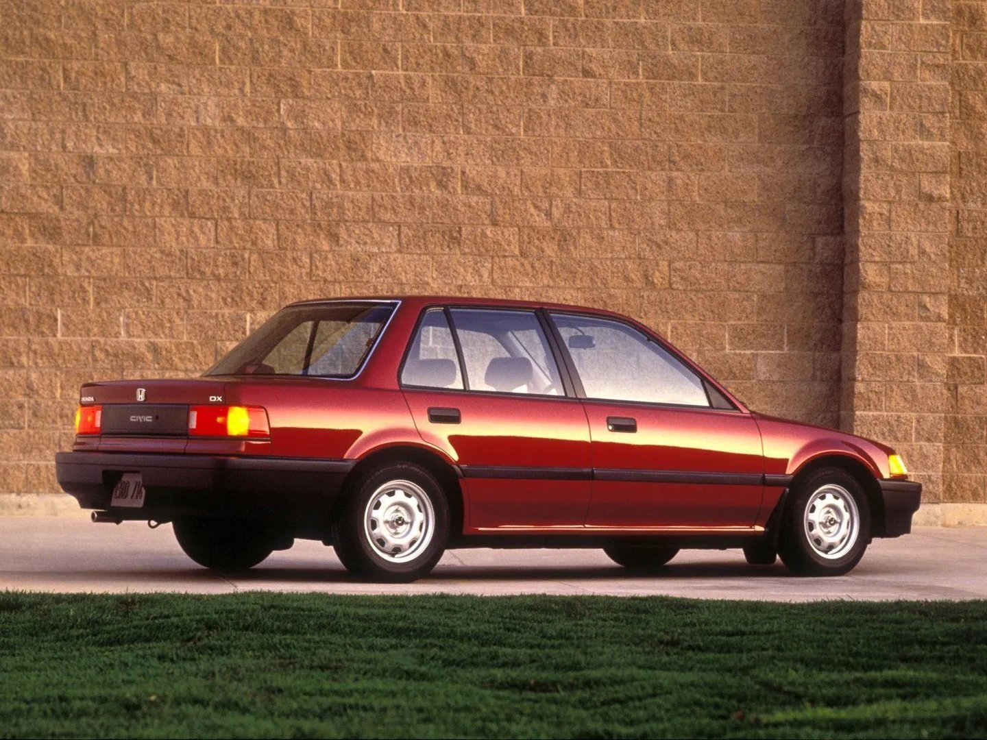 Honda_Civic_4_generation__Sedan__3.jpg