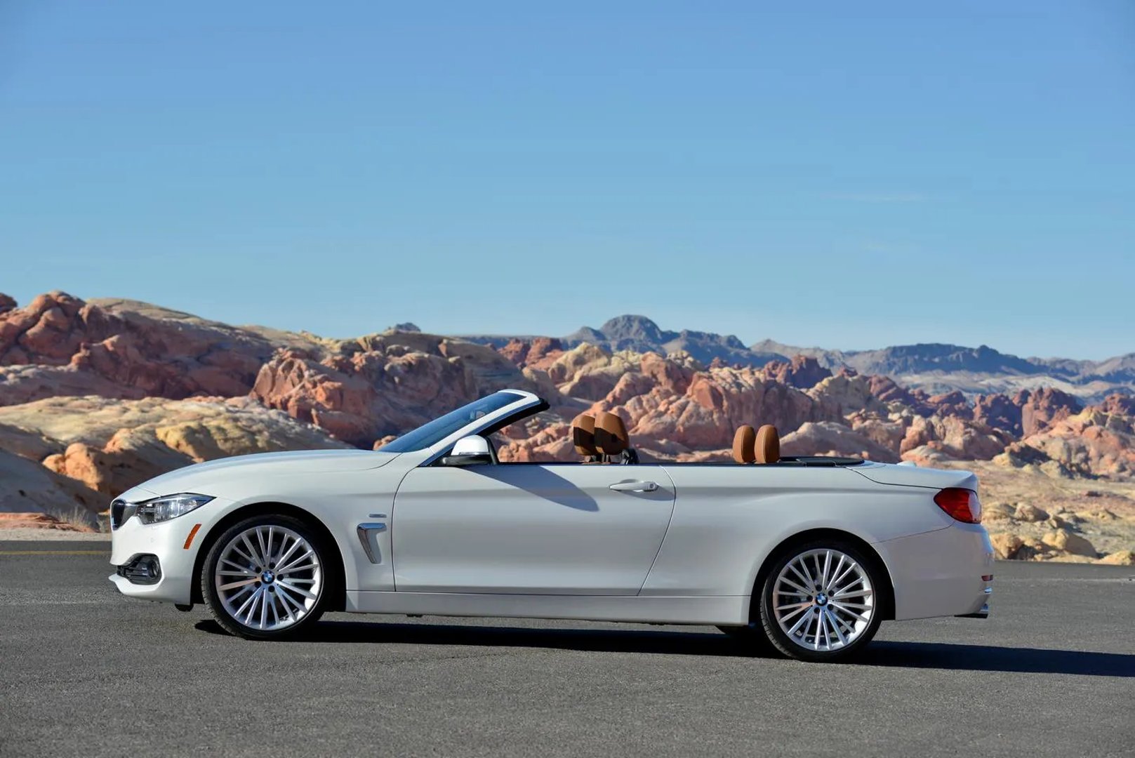 BMW_4_series_1_generation__Cabrio__2.jpg