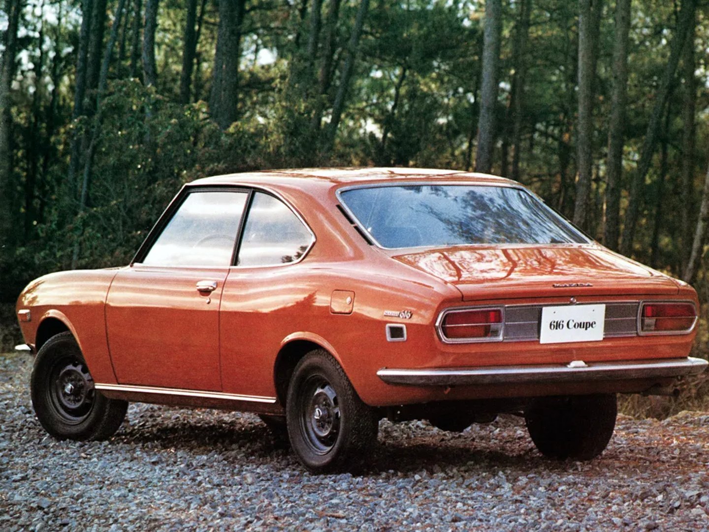 Mazda_616_1_generation__Coupe__1.jpg