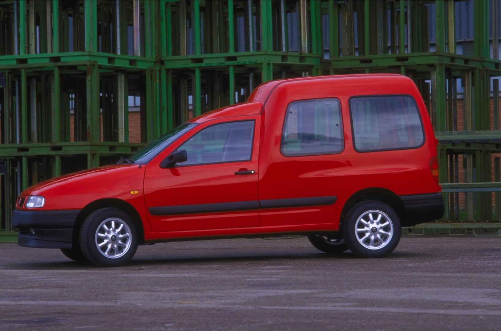 SEAT_Inca_1_generation__Compact_Van__5.jpg