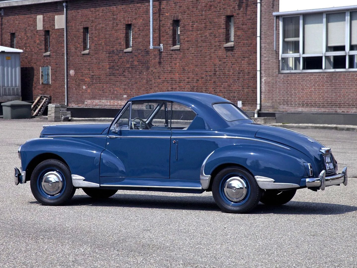 Peugeot_203_1_generation__Coupe__6.jpg