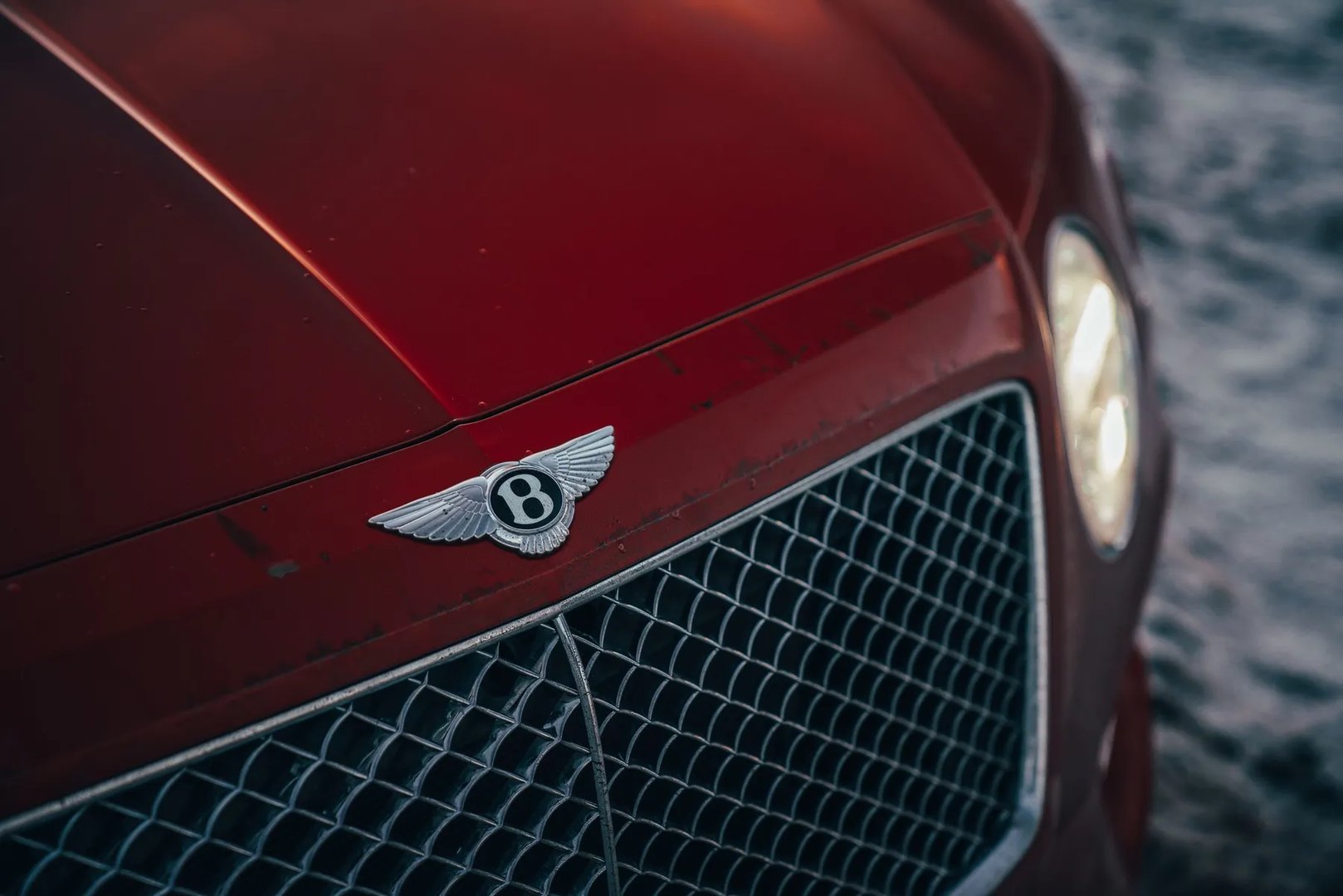 Bentley_Bentayga_1_generation__SUV_5-doors__9.jpg