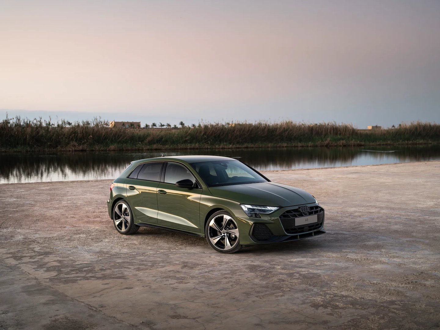 Audi A3 4 generation, restyling 1  Hatchback 5-door 