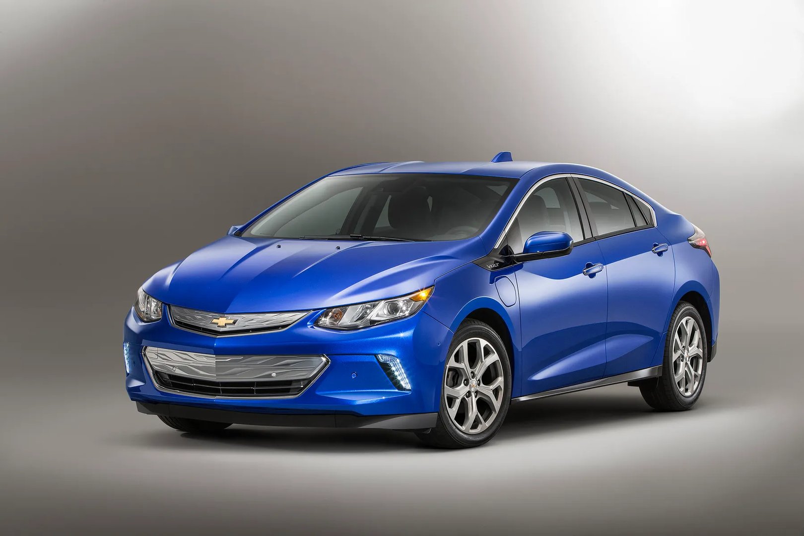 Chevrolet_Volt_2_generation__Hatchback_5-door__5.jpg