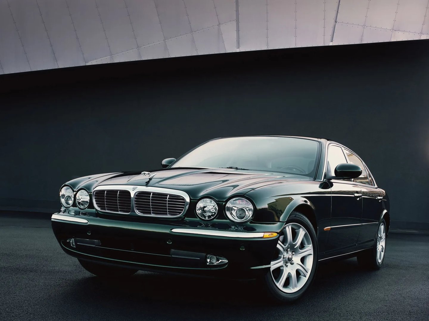 Jaguar_XJR_3_generation__Sedan_Long__4.jpg