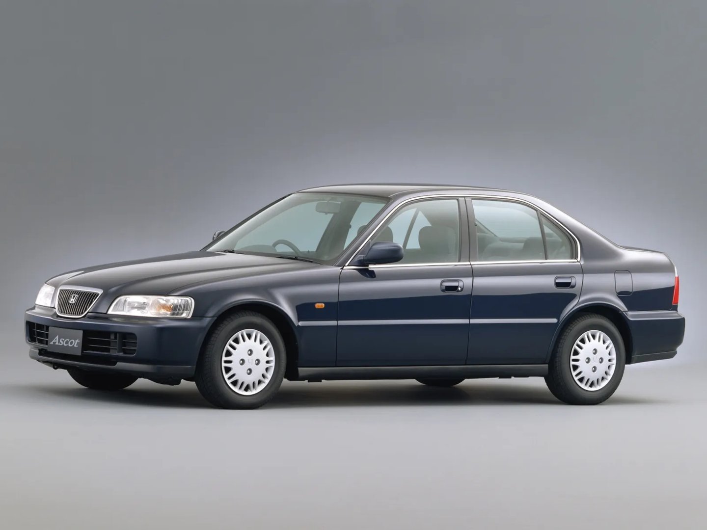 Honda_Ascot_2_generation__Sedan__5.jpg