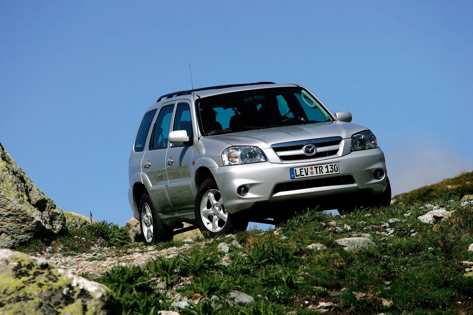 Mazda_Tribute_1_generation_restyling__SUV_5-doors__5.jpg