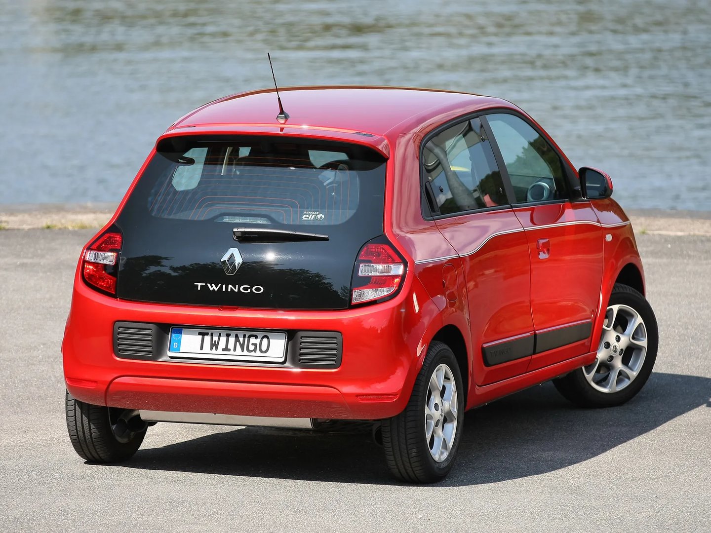 Renault_Twingo_3_generation__Mini_5-doors__2.jpg