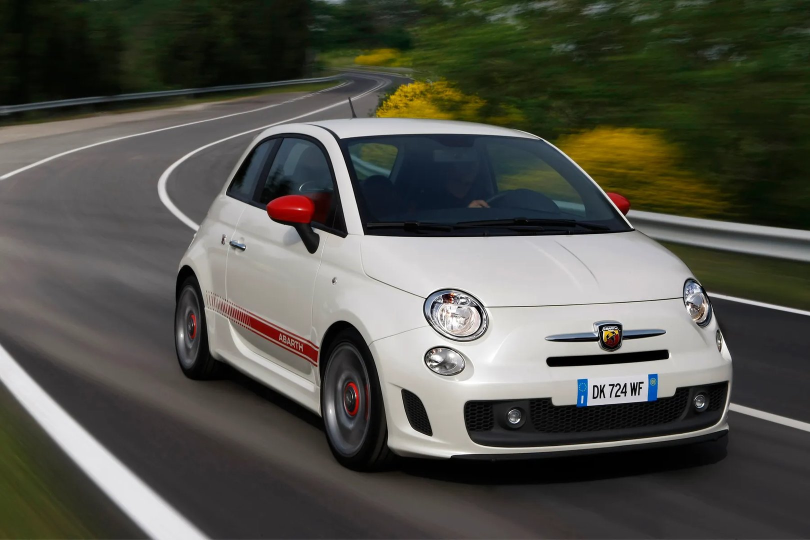 abarth_500_1_generation__Mini_3-doors__10.jpg
