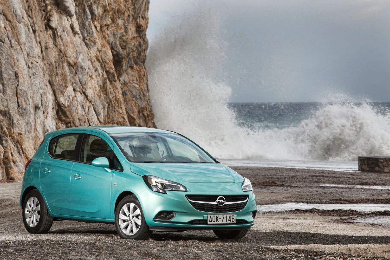 Opel_Corsa_5_generation__Mini_5-doors__4.jpg